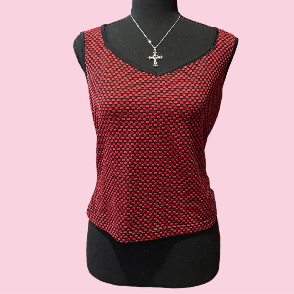 Y2K mall goth top!!